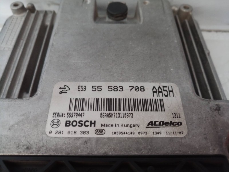 Recambio de centralita motor uce para chevrolet aveo berlina hatchback ltz referencia OEM IAM  0281018383 55583708
