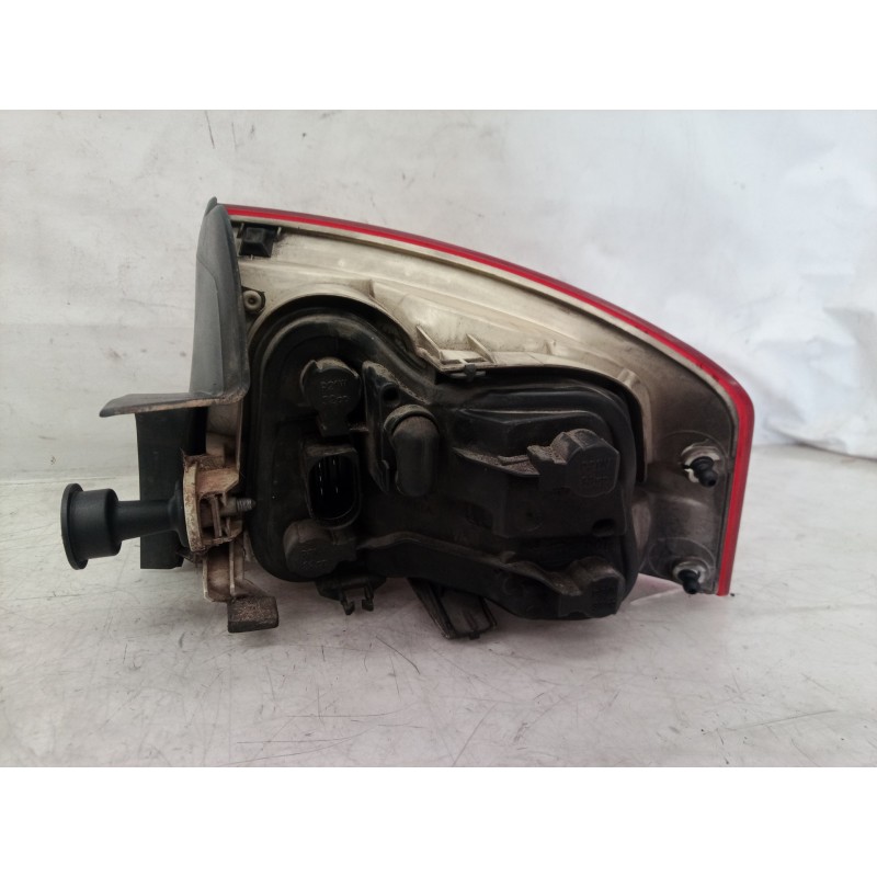 Recambio de piloto trasero izquierdo para audi a4 berlina (8e) 2.0 tdi 16v (103kw) referencia OEM IAM 8E5945095 8E5945095 8E5945
