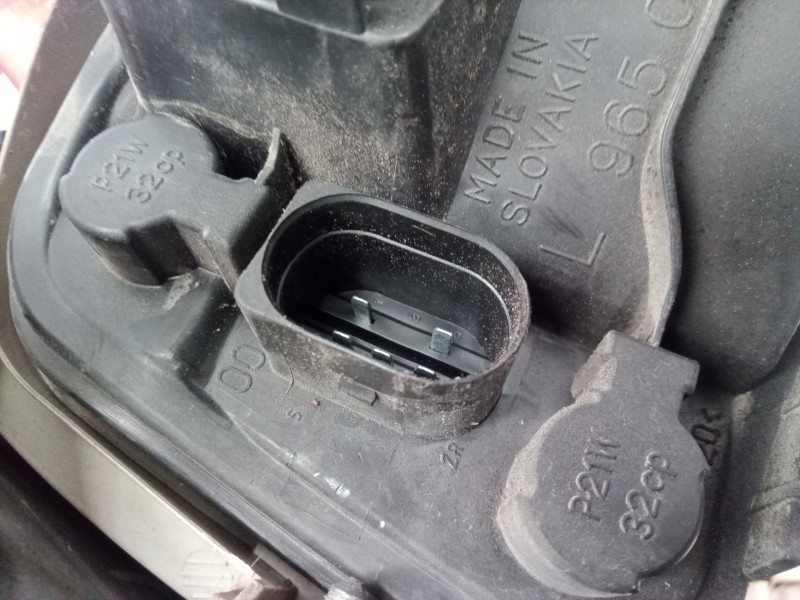 Recambio de piloto trasero izquierdo para audi a4 berlina (8e) 2.0 tdi 16v (103kw) referencia OEM IAM 8E5945095 8E5945095 8E5945