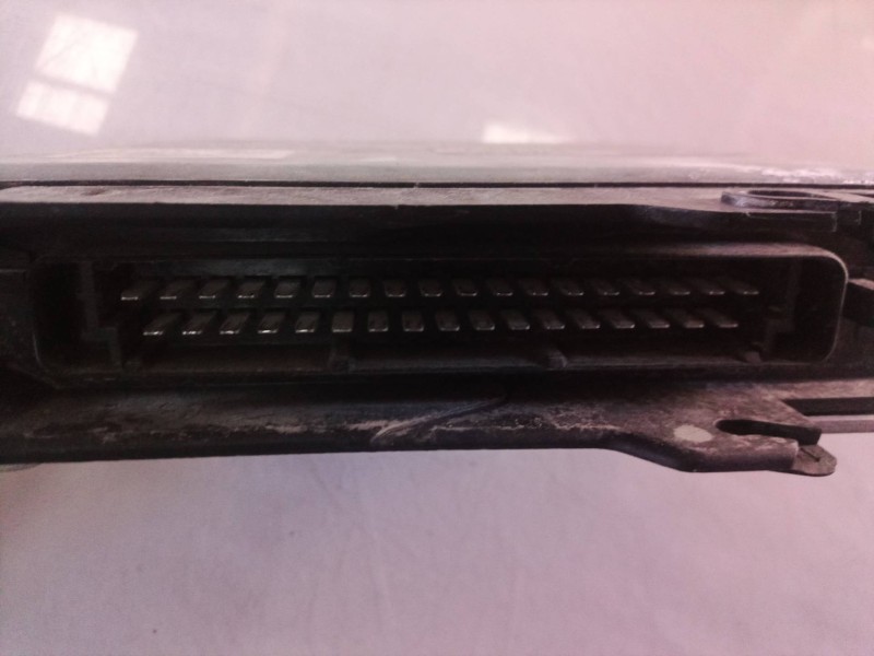 Recambio de centralita motor uce para bmw serie 5 berlina (e34) 524td referencia OEM IAM 0281001080 2242213 22441275T7