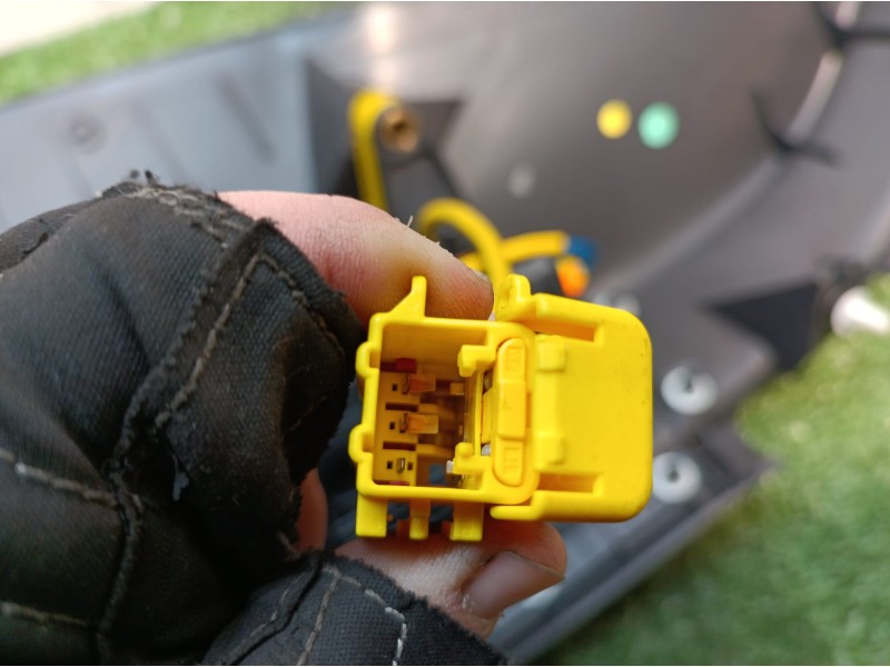 Recambio de airbag lateral trasero derecho para volkswagen tiguan (5n1) 2.0 tdi referencia OEM IAM 5N0867766D 5N0867766D 3036753