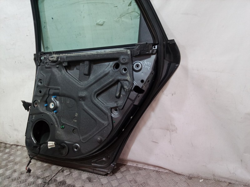 Recambio de puerta trasera derecha para audi a4 berlina (8e) 2.0 tdi 16v (103kw) referencia OEM IAM 8E0833052J 8E0833052J 8E0833