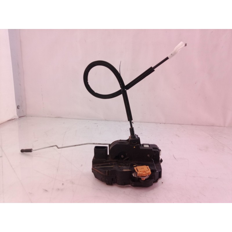 Recambio de cerradura puerta delantera derecha para chevrolet aveo berlina hatchback ltz referencia OEM IAM 3023880 3023880 A046