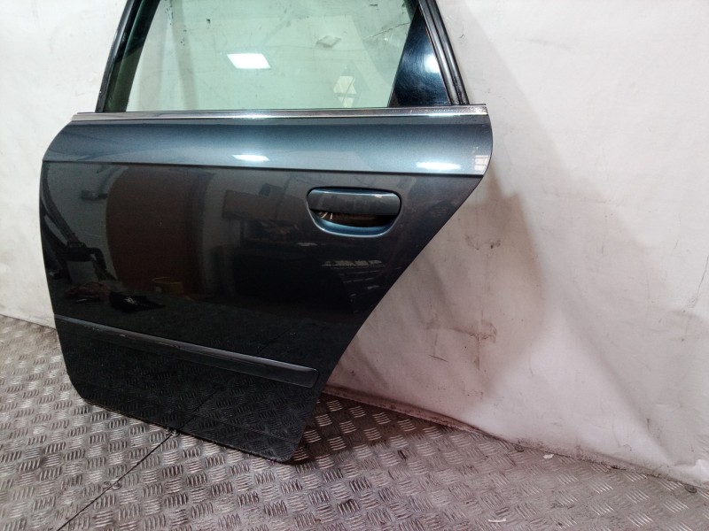 Recambio de puerta trasera izquierda para audi a4 berlina (8e) 2.0 tdi 16v (103kw) referencia OEM IAM 8E0833051J 8E0833051J 8E08