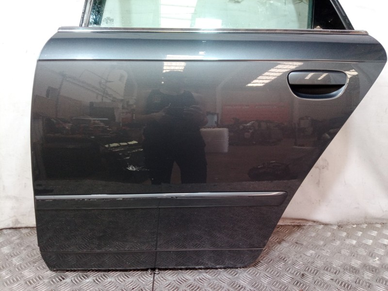 Recambio de puerta trasera izquierda para audi a4 berlina (8e) 2.0 tdi 16v (103kw) referencia OEM IAM 8E0833051J 8E0833051J 8E08