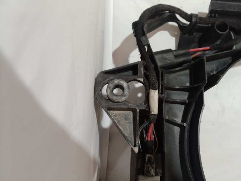 Recambio de electroventilador para volkswagen crafter caja cerrada 2.0 tdi referencia OEM IAM 877968X 877968X 877968X