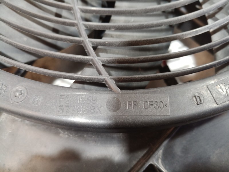 Recambio de electroventilador para volkswagen crafter caja cerrada 2.0 tdi referencia OEM IAM 877968X 877968X 877968X