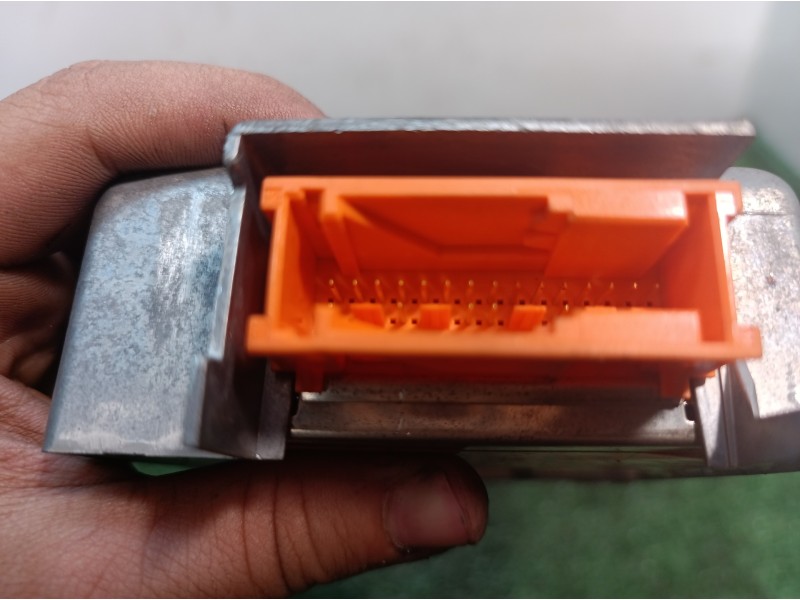 Recambio de centralita airbag para bmw serie 7 (e38) 730il referencia OEM IAM 8362119 8362119 12198403