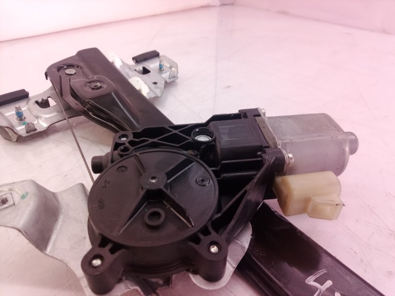 Recambio de elevalunas delantero derecho para chevrolet aveo berlina hatchback ltz referencia OEM IAM 3028U 3028 3028