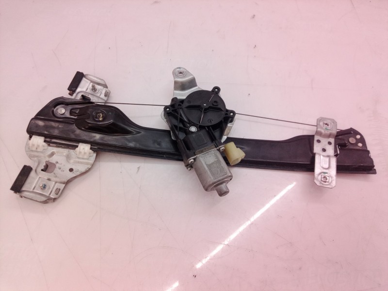 Recambio de elevalunas delantero izquierdo para chevrolet aveo berlina hatchback ltz referencia OEM IAM   