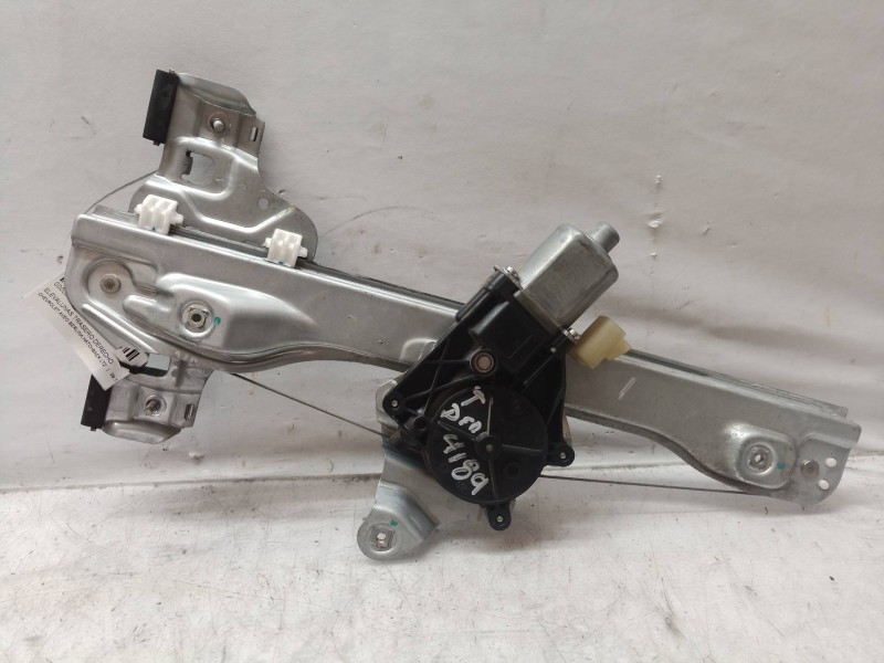 Recambio de elevalunas trasero derecho para chevrolet aveo berlina hatchback ltz referencia OEM IAM   