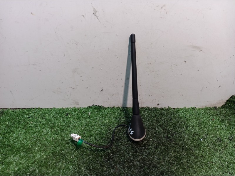Recambio de antena para volkswagen tiguan (5n1) 2.0 tdi referencia OEM IAM 1K0035501 1K0035501 014527272
