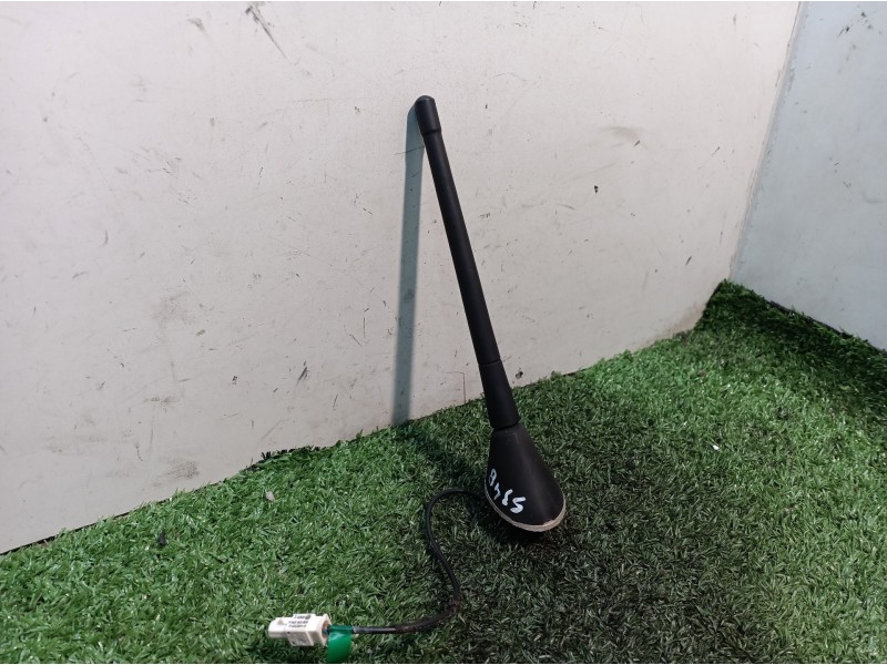Recambio de antena para volkswagen tiguan (5n1) 2.0 tdi referencia OEM IAM 1K0035501 1K0035501 014527272