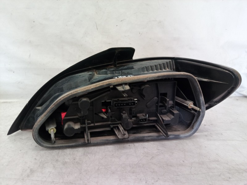 Recambio de piloto trasero izquierdo para peugeot 406 berlina (s1/s2) stdt referencia OEM IAM 2255G 2255G 2255
