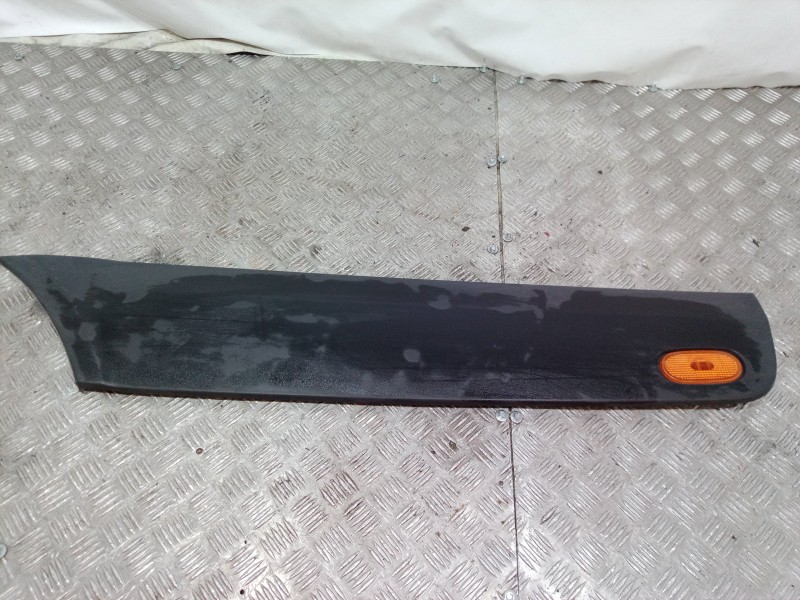 Recambio de moldura para volkswagen crafter caja cerrada 2.0 tdi referencia OEM IAM A9066901962 A9066901962 A9066901962