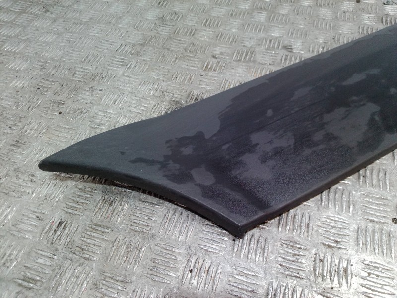 Recambio de moldura para volkswagen crafter caja cerrada 2.0 tdi referencia OEM IAM A9066901962 A9066901962 A9066901962