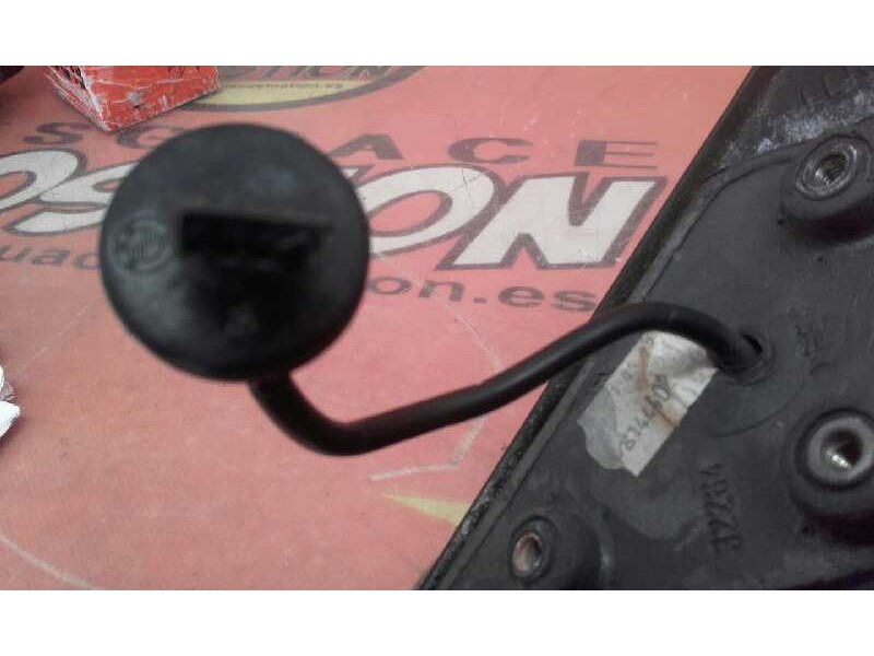 Recambio de retrovisor derecho para bmw serie 3 berlina (e36) referencia OEM IAM  VERDE 