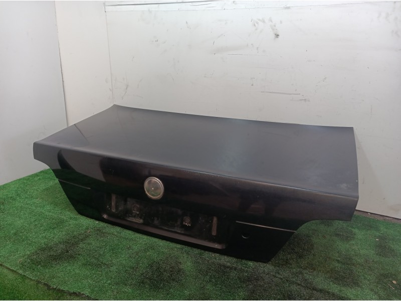 Recambio de tapa maletero para bmw serie 7 (e38) 730il referencia OEM IAM   