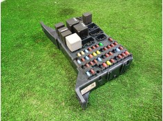 Recambio de caja reles / fusibles para ford mondeo berlina (ge) ambiente (06.2003) (d) referencia OEM IAM 4S7T14A073AB 4S7T14A07