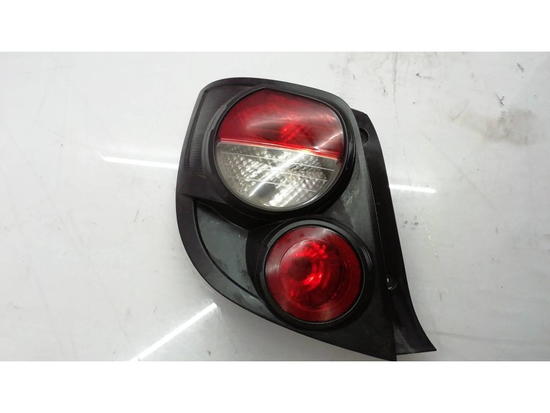 Recambio de piloto trasero izquierdo para chevrolet aveo berlina hatchback ltz referencia OEM IAM   