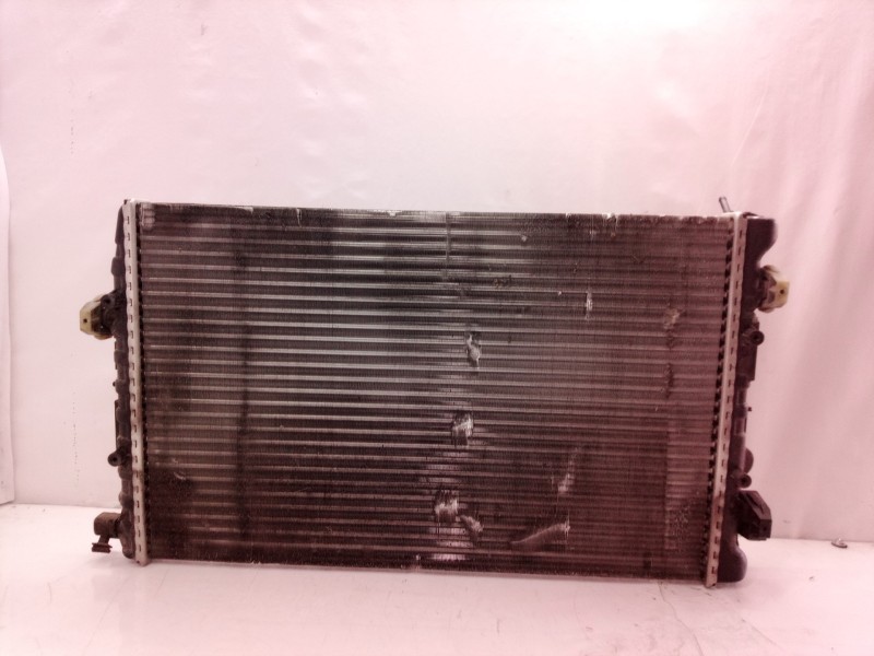 Recambio de radiador agua para volkswagen polo (9n1) trendline referencia OEM IAM 8MK376717701 8MK376717701 8MK376717701