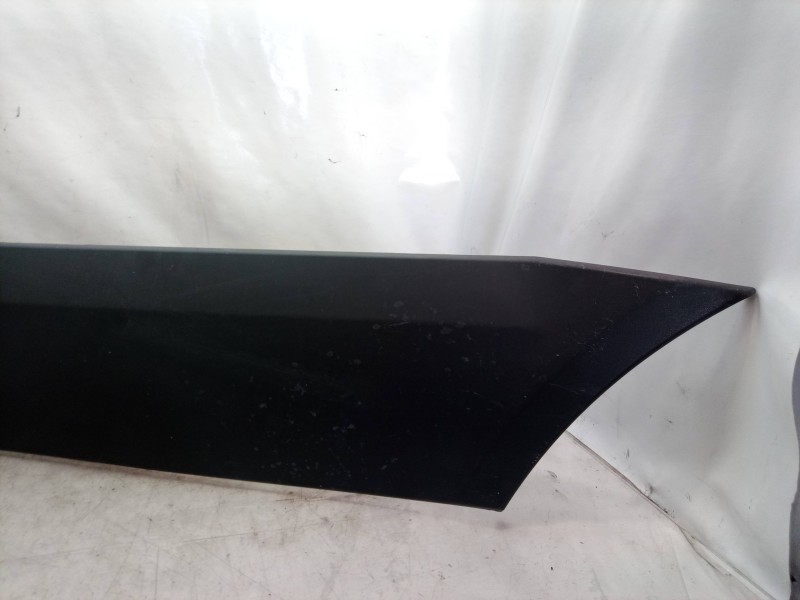 Recambio de moldura para volkswagen crafter caja cerrada 2.0 tdi referencia OEM IAM A9066902062 A9066902062 A9066902062