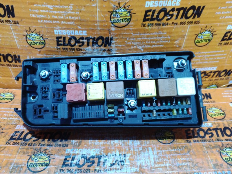 Recambio de caja reles / fusibles para opel vectra c berlina comfort referencia OEM IAM 13172979 13172979 