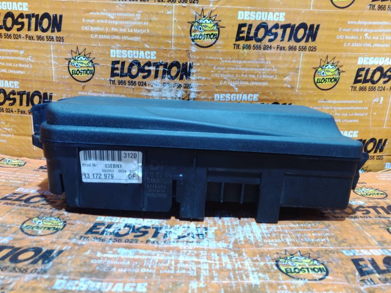 Recambio de caja reles / fusibles para opel vectra c berlina comfort referencia OEM IAM 13172979 13172979 