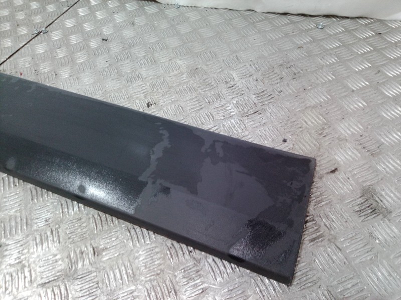 Recambio de moldura para volkswagen crafter caja cerrada 2.0 tdi referencia OEM IAM A9066900762 A9066900762 A9066900762