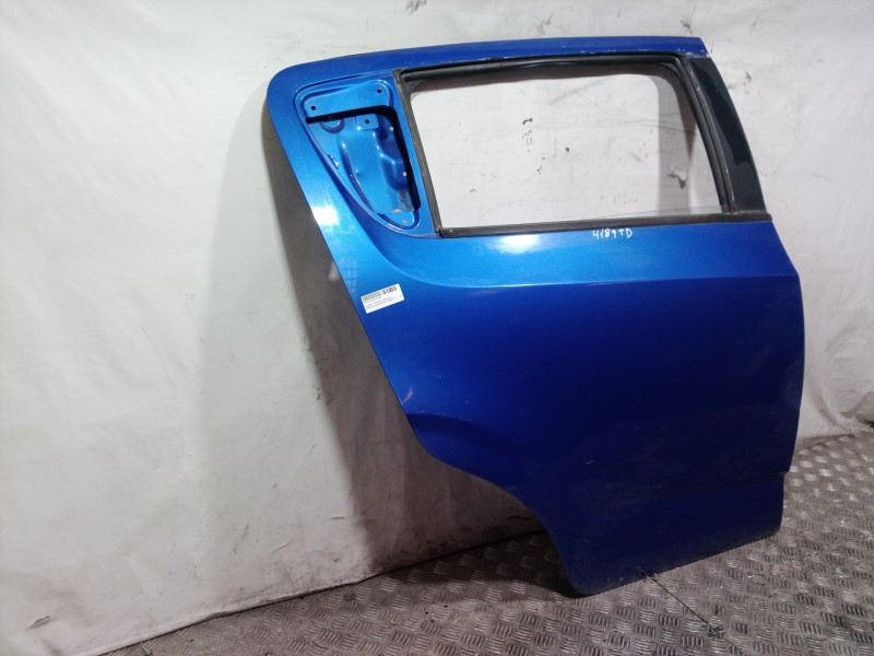 Recambio de puerta trasera derecha para chevrolet aveo berlina hatchback ltz referencia OEM IAM   