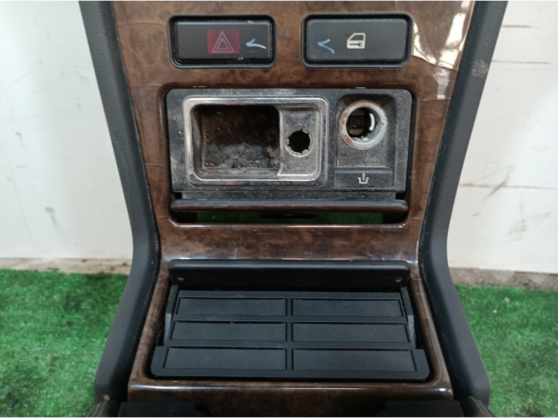 Recambio de consola central tras. para bmw serie 7 (e38) 730il referencia OEM IAM 8125555 8125555 8125555