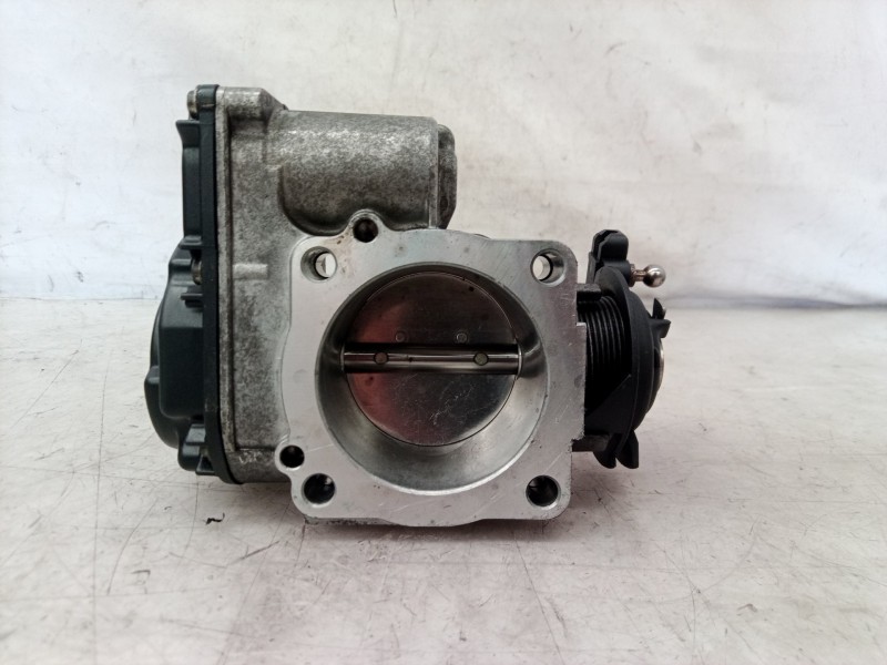 Recambio de caja mariposa para audi a4 berlina (b5) 1.8 t referencia OEM IAM 058133063M 058133063M 058133063