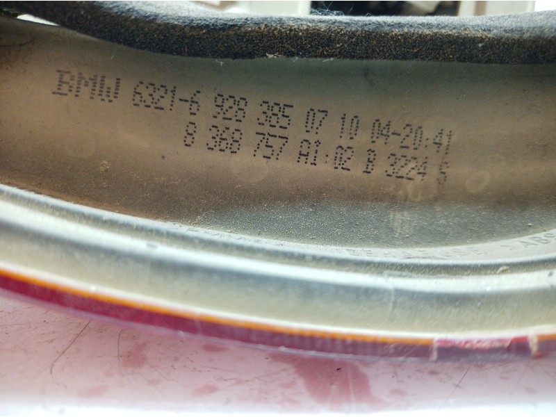 Recambio de piloto trasero izquierdo para bmw serie 3 berlina (e46) referencia OEM IAM 8368757 8368757 8368757