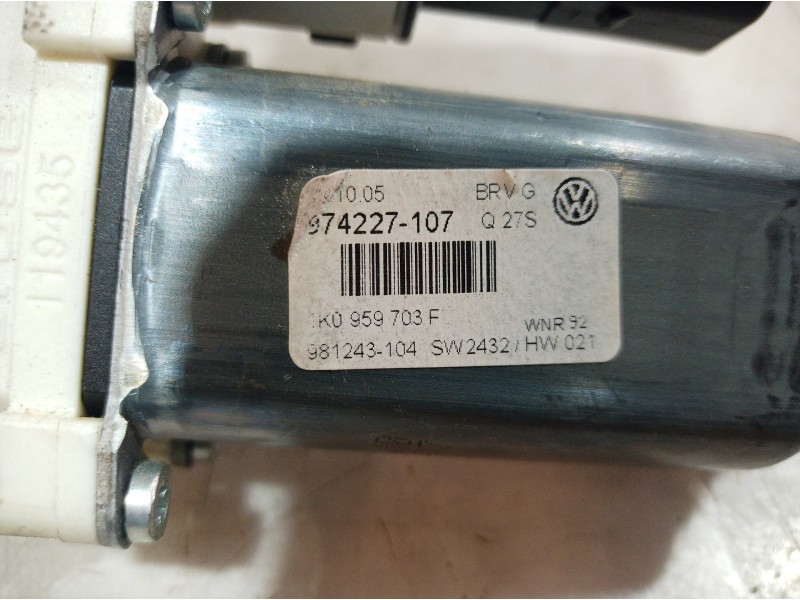 Recambio de motor elevalunas trasero izquierdo para volkswagen passat berlina (3c2) edition referencia OEM IAM 1K0959703F 1K0959