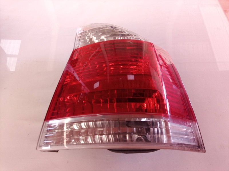 Recambio de piloto trasero derecho para opel vectra c berlina comfort referencia OEM IAM 13131002 13131002 13131002