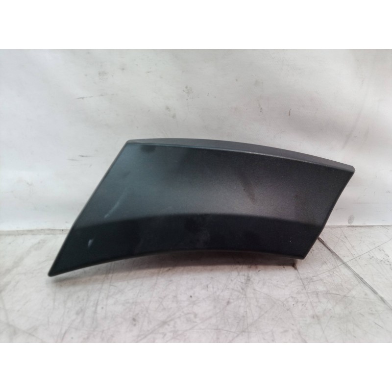 Recambio de moldura para volkswagen crafter caja cerrada 2.0 tdi referencia OEM IAM A9066904782 A9066904782 A9066904782