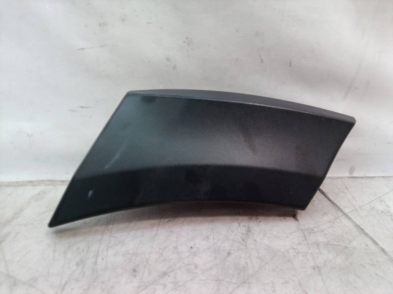 Recambio de moldura para volkswagen crafter caja cerrada 2.0 tdi referencia OEM IAM A9066904782 A9066904782 A9066904782