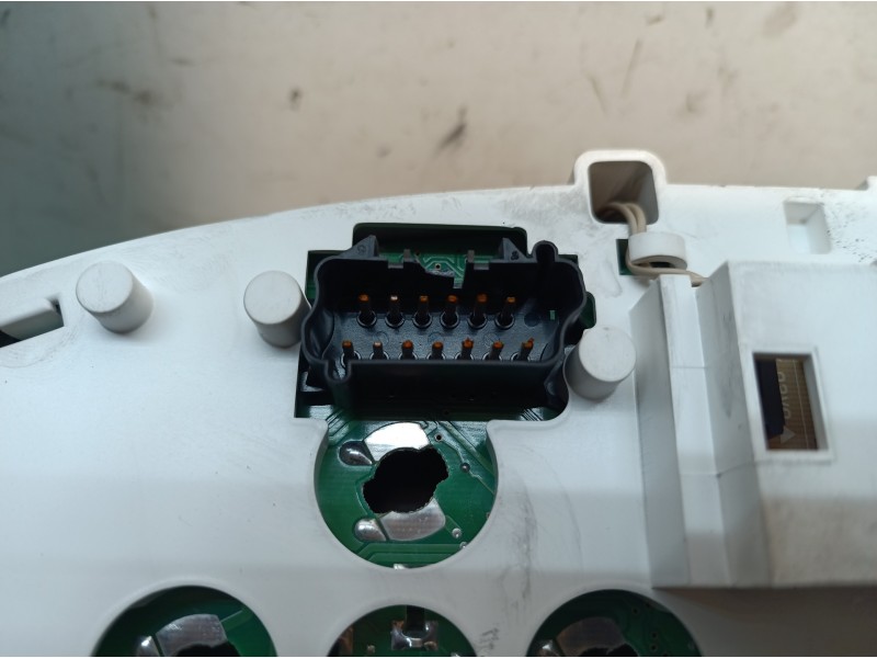 Recambio de cuadro instrumentos para chrysler voyager (rg) referencia OEM IAM P05082409AC P05082409AC TN1575200983