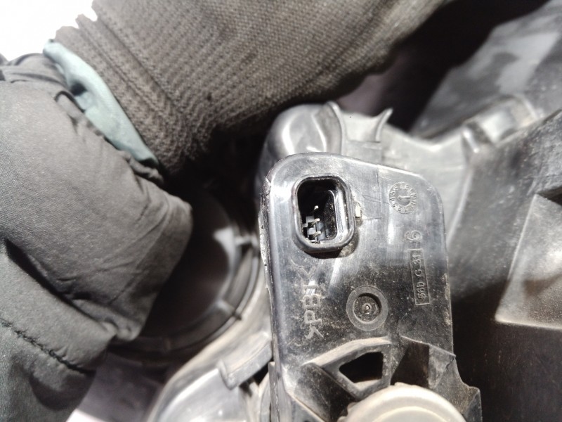 Recambio de faro derecho para kia carens (un) concept referencia OEM IAM   