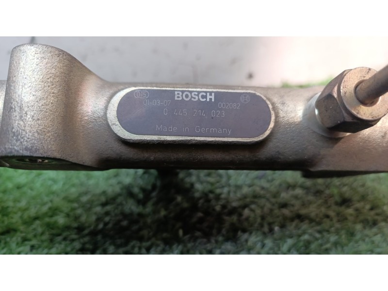 Recambio de rampa inyectora para chrysler voyager (rg) referencia OEM IAM 0445214023 0445214023 0445214023