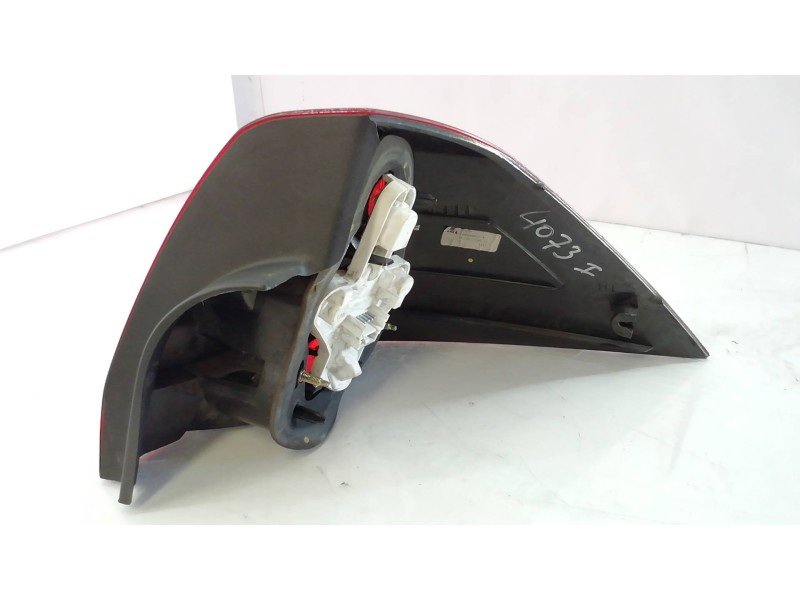 Recambio de piloto trasero izquierdo para renault megane ii classic berlina 1.5 dci diesel referencia OEM IAM   