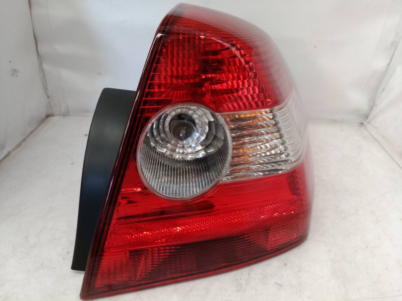 Recambio de piloto trasero derecho para renault megane ii classic berlina 1.5 dci diesel referencia OEM IAM   