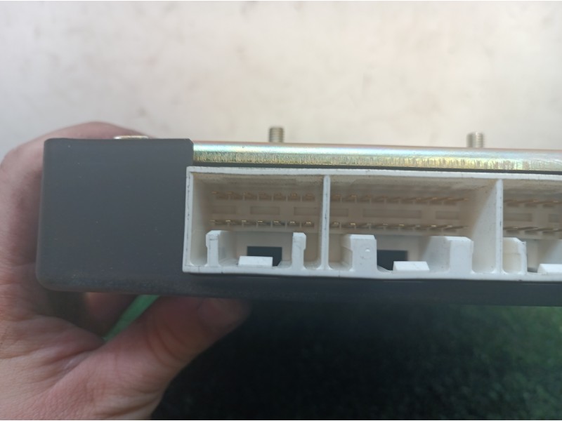 Recambio de centralita cambio automatico para mitsubishi colt (cj0) 1300 glx referencia OEM IAM MD739457 MD739457 G1T11171M