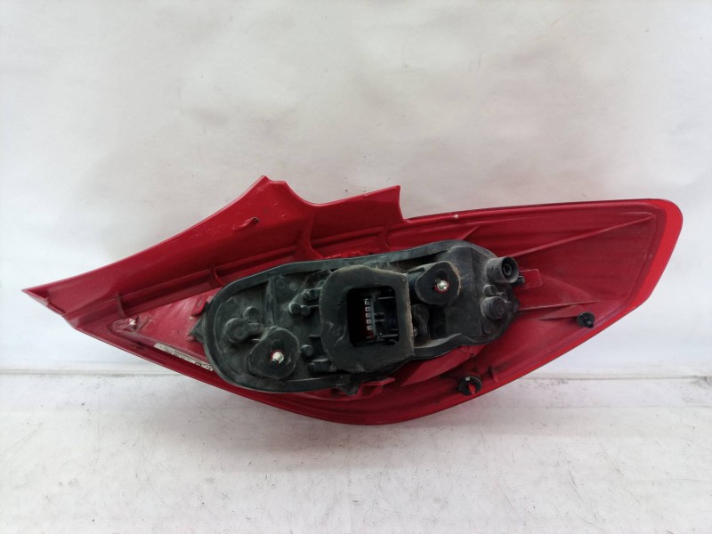 Recambio de piloto trasero izquierdo para opel corsa d sport referencia OEM IAM 1222132  