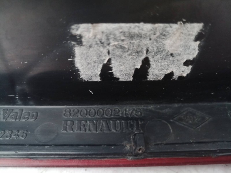 Recambio de piloto trasero izquierdo interior para renault laguna ii (bg0) 2.2 dci turbodiesel referencia OEM IAM 8200002475 820