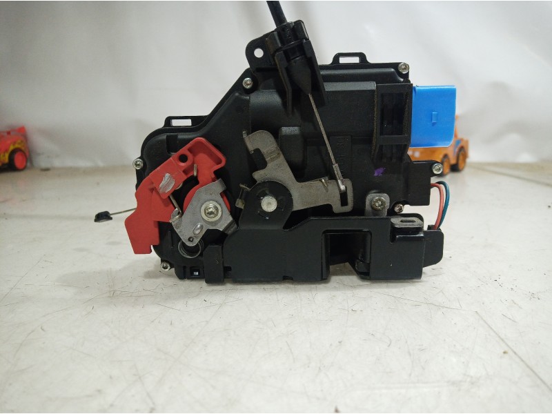 Recambio de cerradura puerta delantera izquierda para volkswagen golf v variant (1k5) advance referencia OEM IAM 3C1837015A 3D18