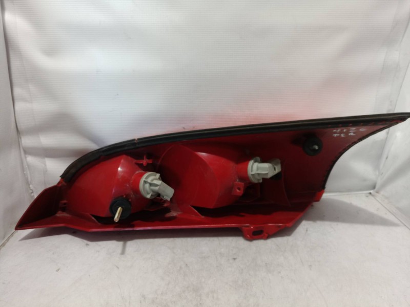 Recambio de piloto trasero derecho para ford focus berlina (cak) trend referencia OEM IAM   