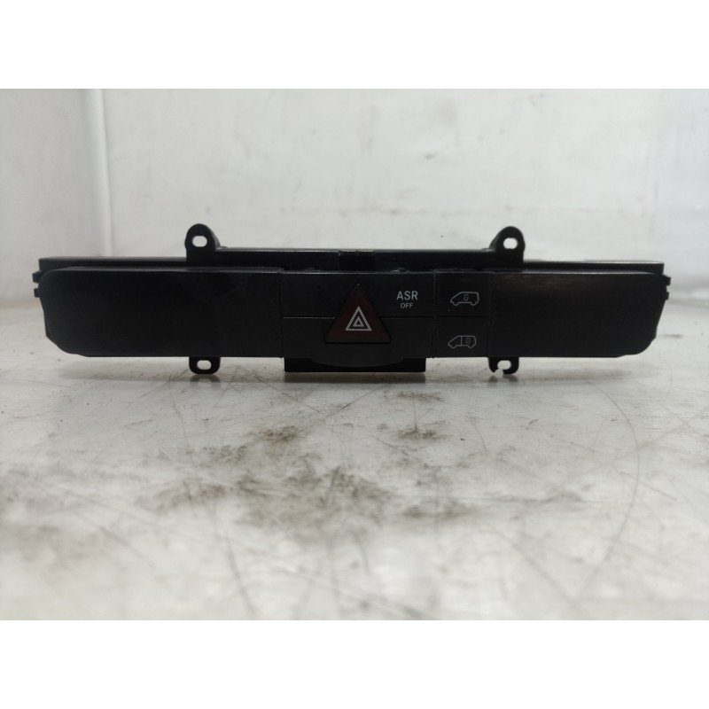 Recambio de warning para volkswagen crafter caja cerrada 2.0 tdi referencia OEM IAM   