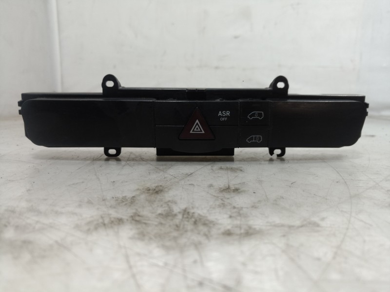 Recambio de warning para volkswagen crafter caja cerrada 2.0 tdi referencia OEM IAM   