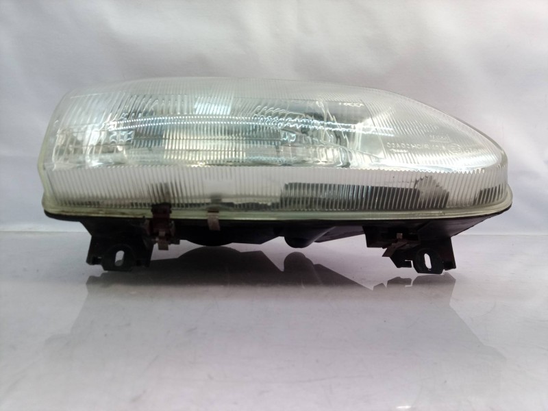 Recambio de faro derecho para renault megane i classic (la0) referencia OEM IAM   